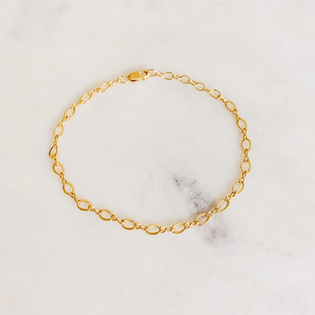 Dainty Gold Chain Bracelet - Figure 8 Cable - Adorned by Ruth