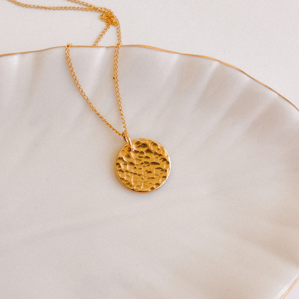 14k gold filled hammered disc pendant necklace