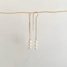Load image into Gallery viewer, Baby Pearls Chain Earrings - Adorned by Ruth
