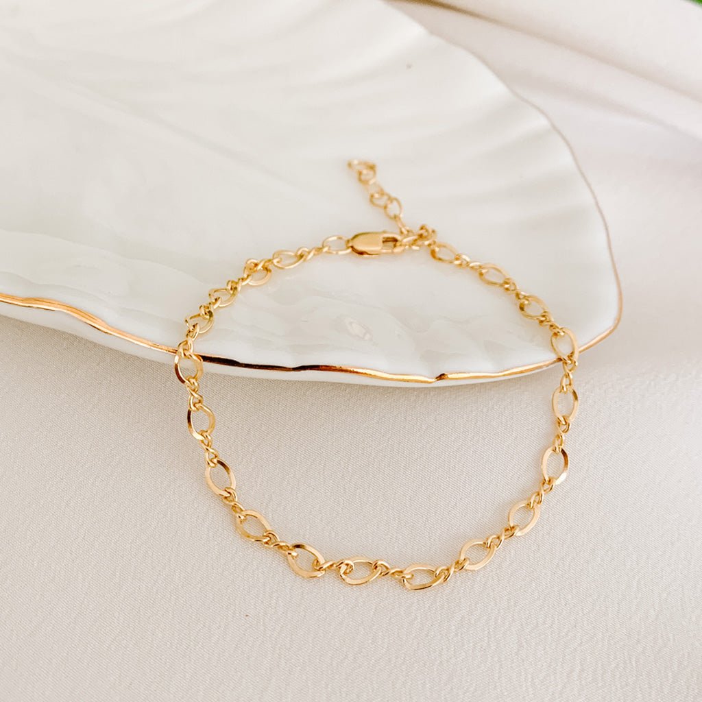 Dainty Gold Chain Bracelet - Figure 8 Cable - Adorned by Ruth