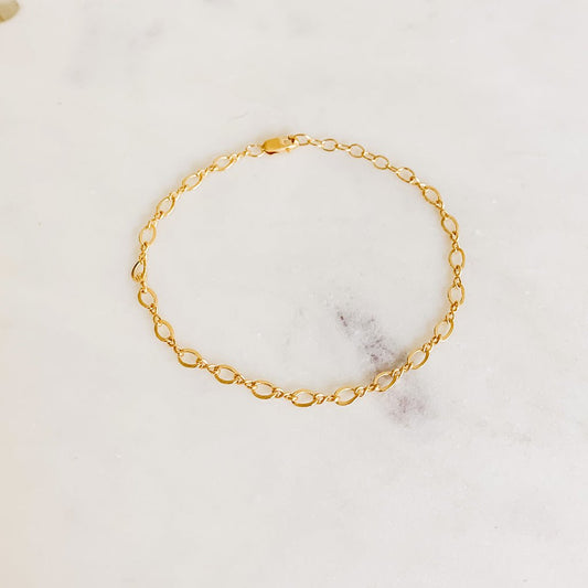 Dainty Gold Chain Bracelet - Figure 8 Cable - Adorned by Ruth