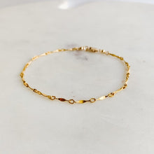 Load image into Gallery viewer, Gold Dapped Bar Chain Bracelet - Orla - Adorned by Ruth
