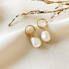 Load image into Gallery viewer, Keshi Pearl Drop Earrings - Adorned by Ruth
