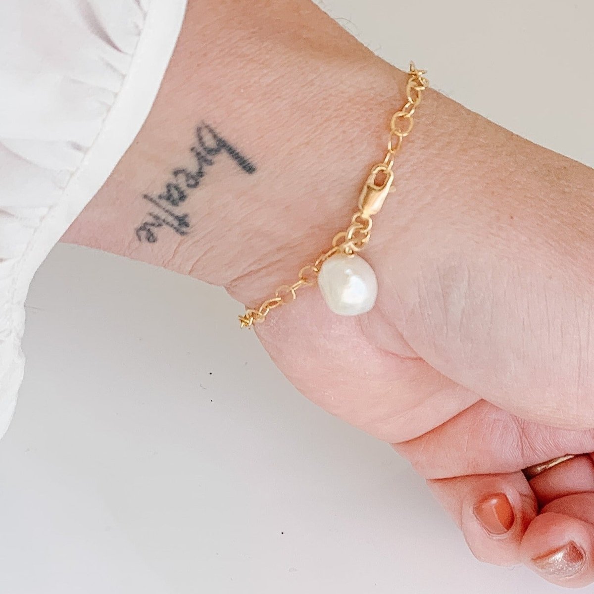 Rachel Gold Link Pearl Bracelet - Adorned by Ruth